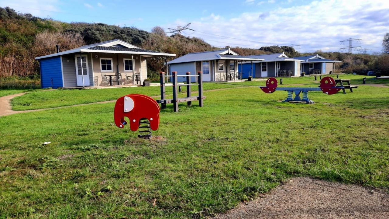 Beach Lodges Oostvoorne Dış mekan fotoğraf